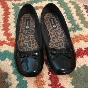 Black SmartFit Ballet Flats